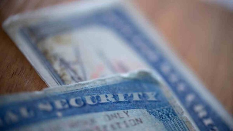 2025 Update: New Monthly Checks of Up to $967 for Social Security Beneficiaries