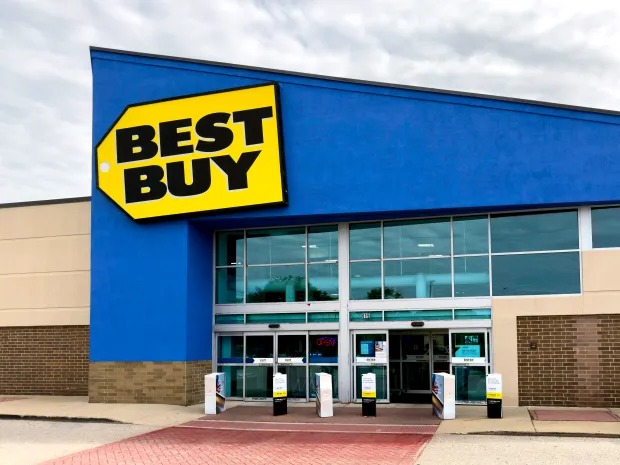 Best Buy Shutters Iconic Location After 30 Years: 25 More Stores to Close Nationwide